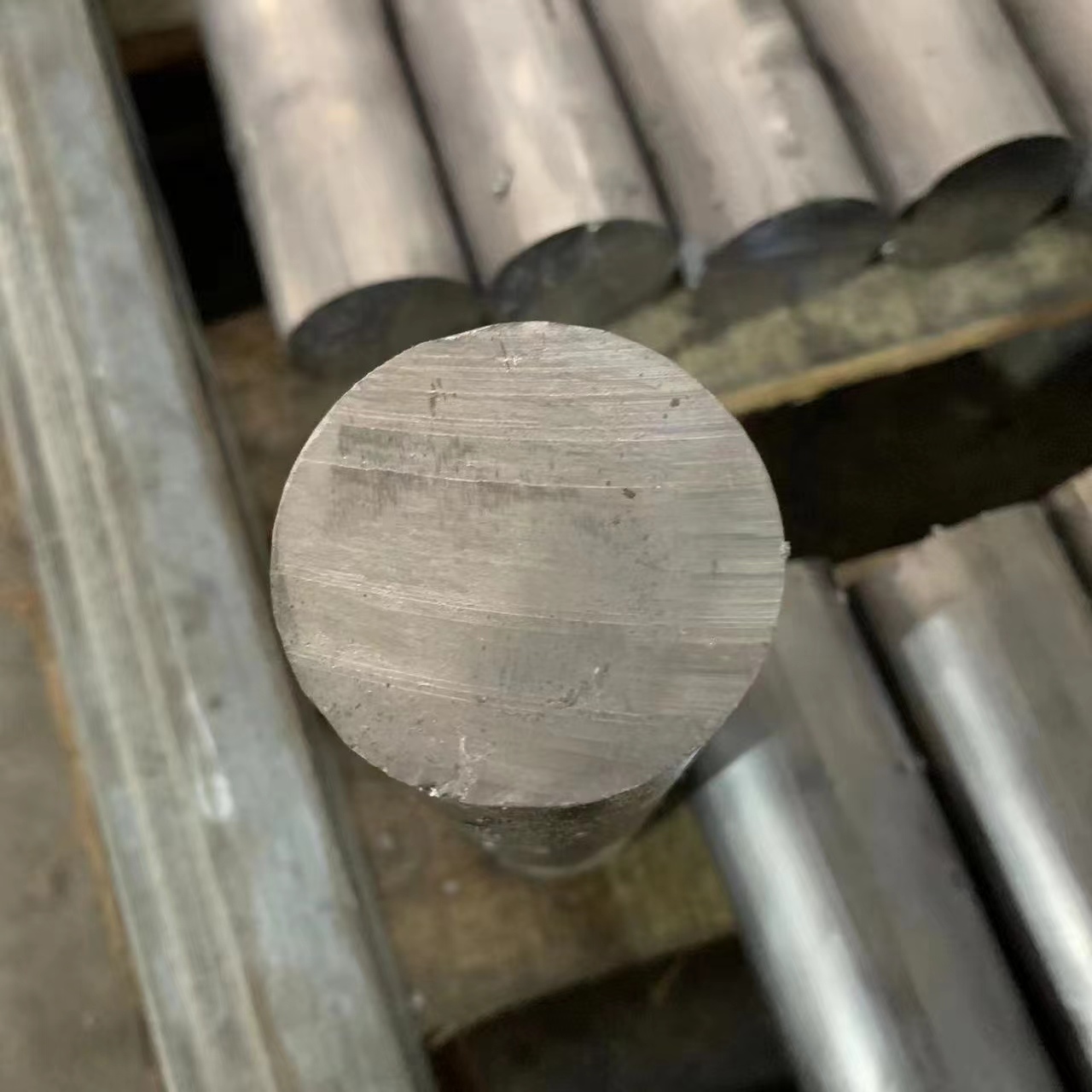金湾铅棒尺寸
